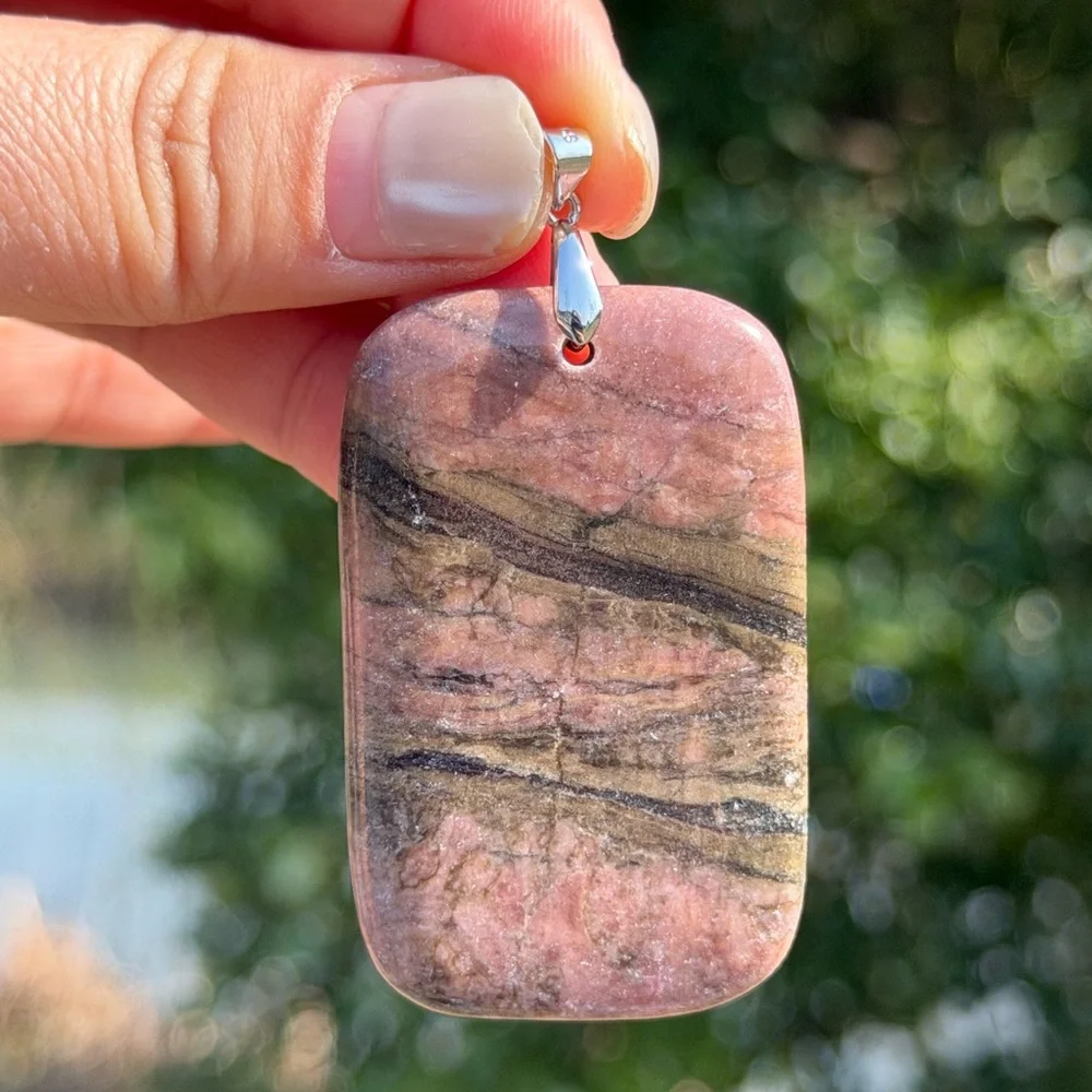 925 silver‎ plated rectangular natural rhodonite pendant 1045